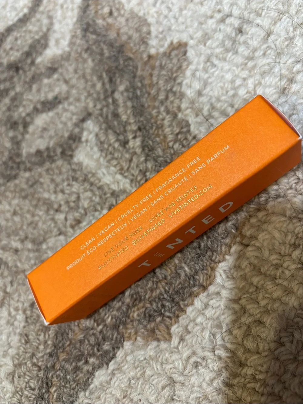 NIB Live Tinted HUESKIN Serum Concealer 0.1 Fl oz color 22